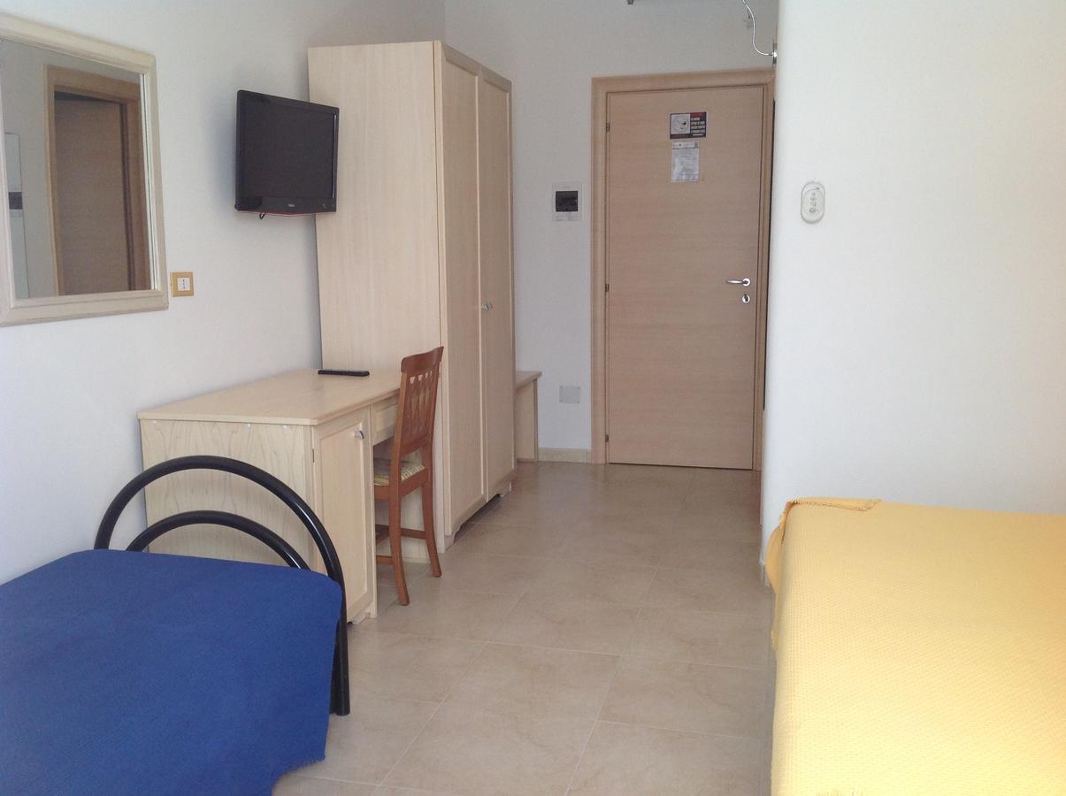 Hotel Corallo Torre Santa Sabina Eksteriør bilde